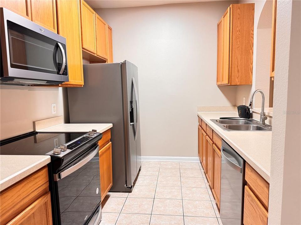 For Rent: $1,750 (2 beds, 2 baths, 1206 Square Feet)