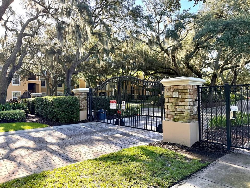For Rent: $1,750 (2 beds, 2 baths, 1206 Square Feet)