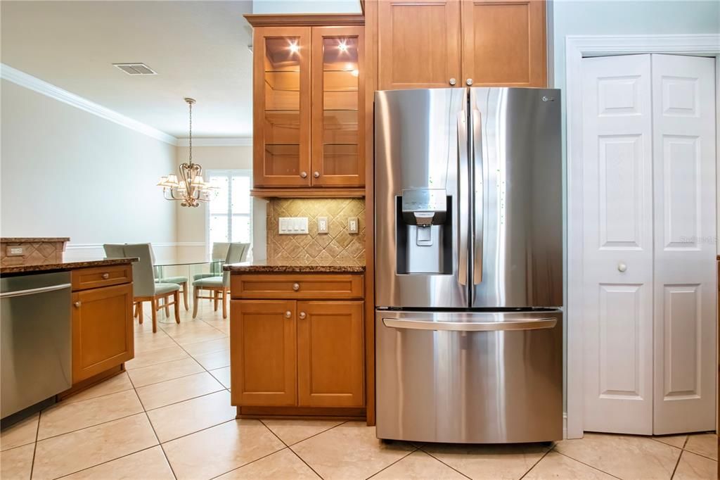 For Sale: $339,000 (3 beds, 2 baths, 1593 Square Feet)