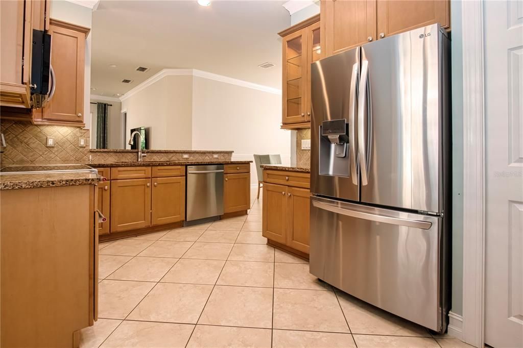 For Sale: $339,000 (3 beds, 2 baths, 1593 Square Feet)