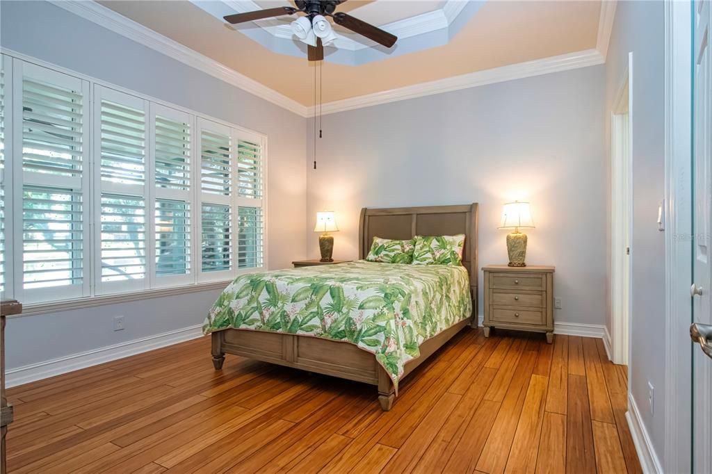 For Sale: $339,000 (3 beds, 2 baths, 1593 Square Feet)