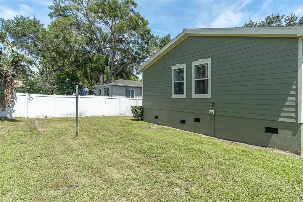 For Sale: $489,000 (4 beds, 2 baths, 1507 Square Feet)