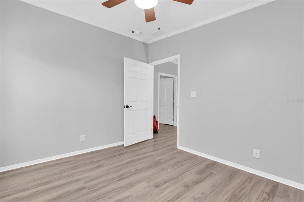 For Sale: $489,000 (4 beds, 2 baths, 1507 Square Feet)