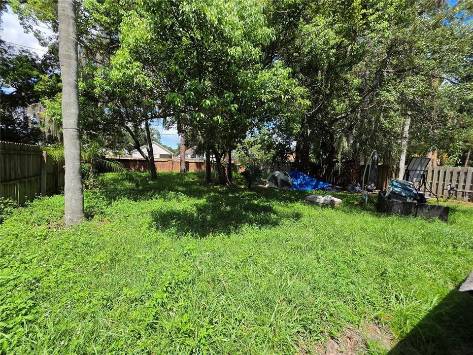 Activo con contrato: $209,000 (3 camas, 2 baños, 1448 Pies cuadrados)