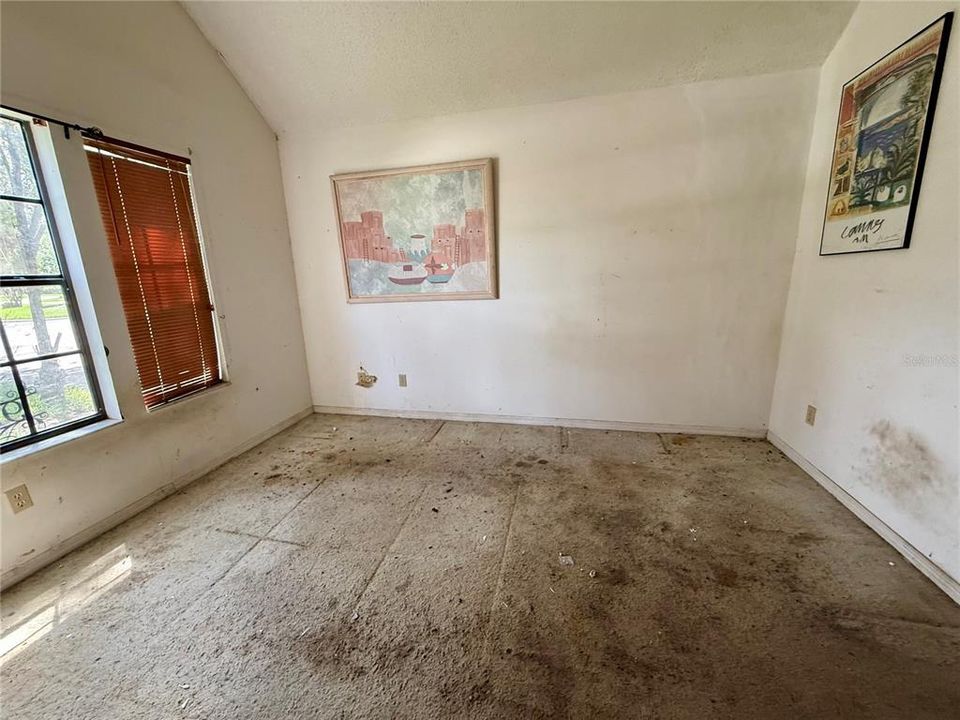Activo con contrato: $209,000 (3 camas, 2 baños, 1448 Pies cuadrados)