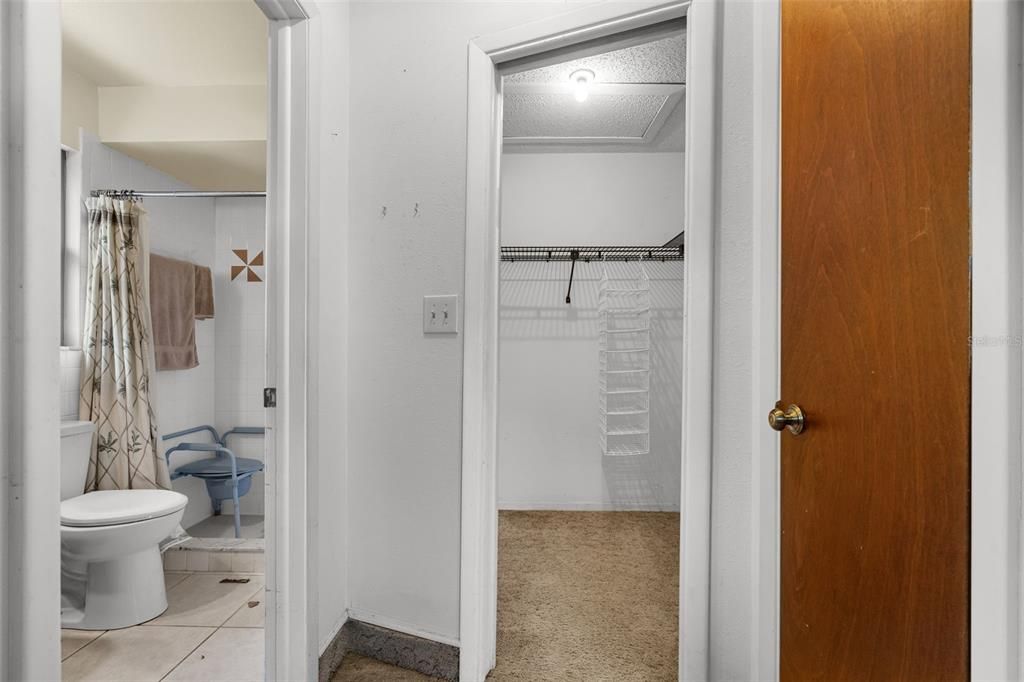 En Venta: $335,000 (2 camas, 2 baños, 1374 Pies cuadrados)