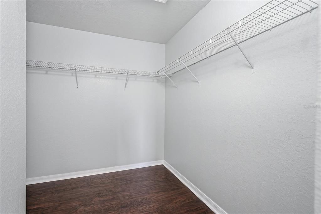For Rent: $1,850 (2 beds, 2 baths, 1328 Square Feet)