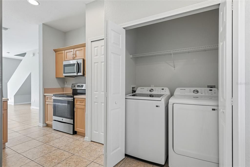 For Rent: $1,850 (2 beds, 2 baths, 1328 Square Feet)