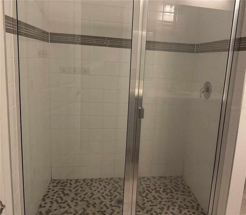 En Venta: $280,000 (4 camas, 2 baños, 1600 Pies cuadrados)