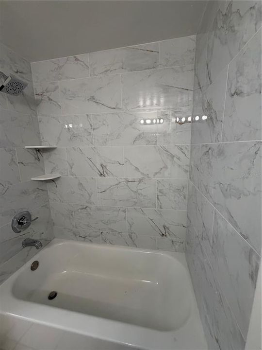 For Sale: $329,000 (3 beds, 1 baths, 1150 Square Feet)