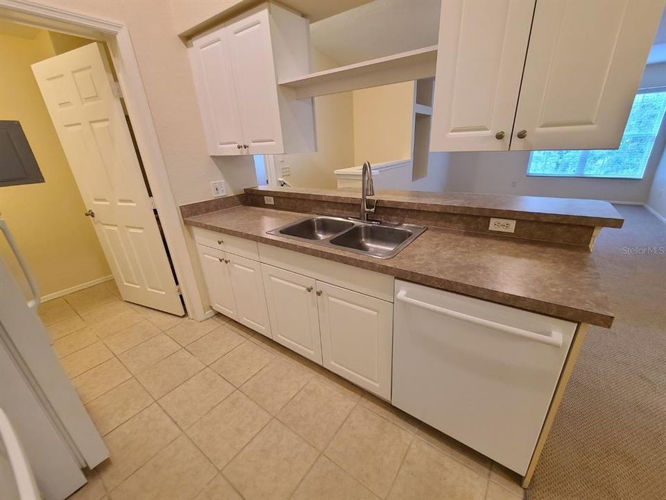 В аренду: $1,750 (3 спален, 2 ванн, 1278 Квадратных фут)
