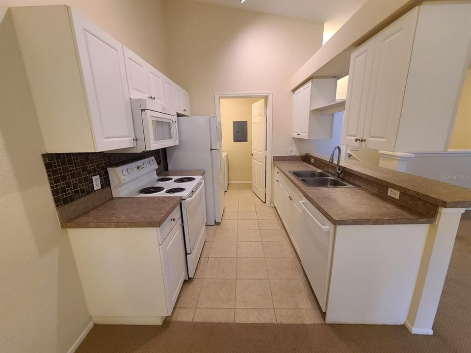 В аренду: $1,750 (3 спален, 2 ванн, 1278 Квадратных фут)