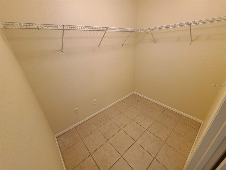 В аренду: $1,750 (3 спален, 2 ванн, 1278 Квадратных фут)