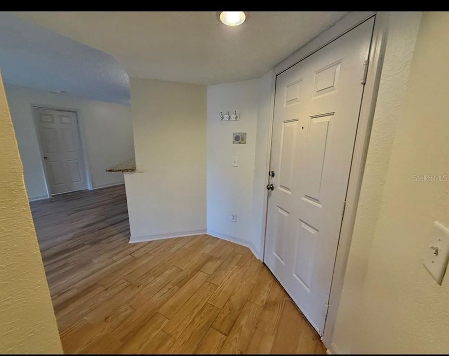 For Rent: $1,550 (2 beds, 2 baths, 1101 Square Feet)