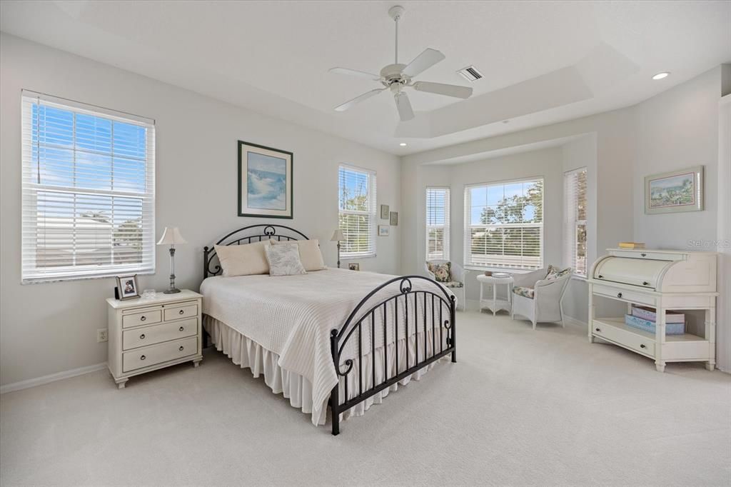 For Sale: $1,725,000 (3 beds, 3 baths, 3312 Square Feet)