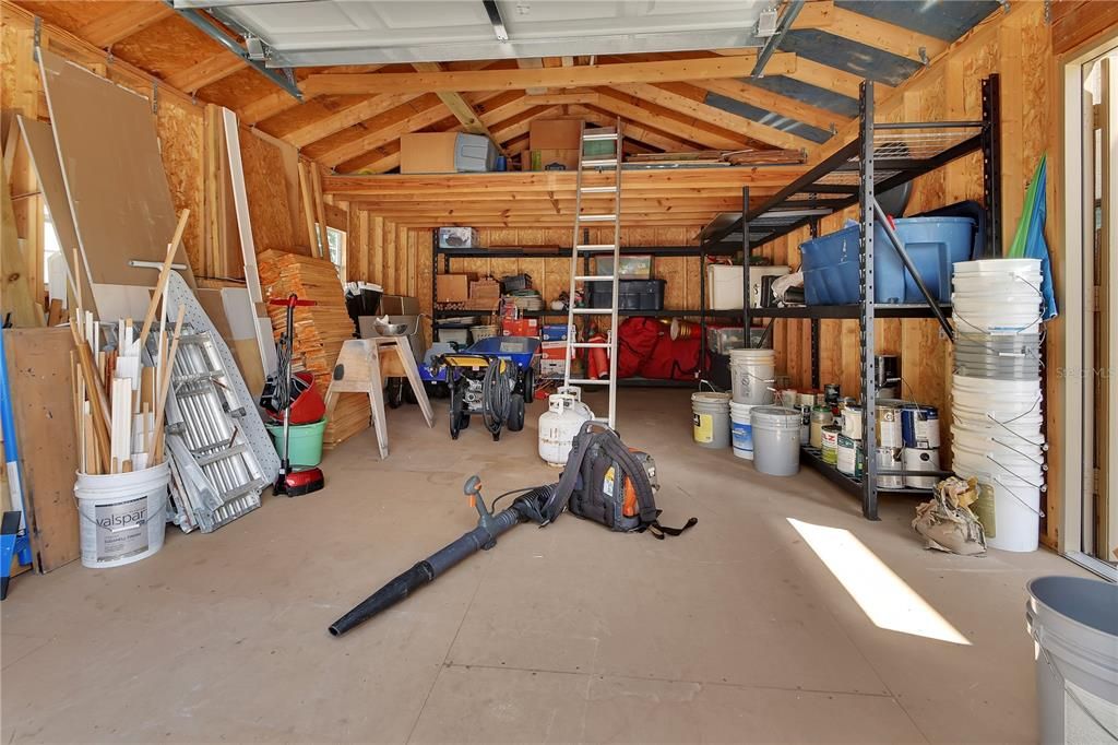 For Sale: $1,300,000 (5 beds, 3 baths, 3970 Square Feet)