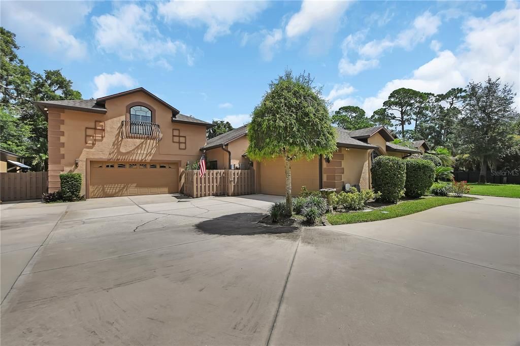 For Sale: $1,300,000 (5 beds, 3 baths, 3970 Square Feet)