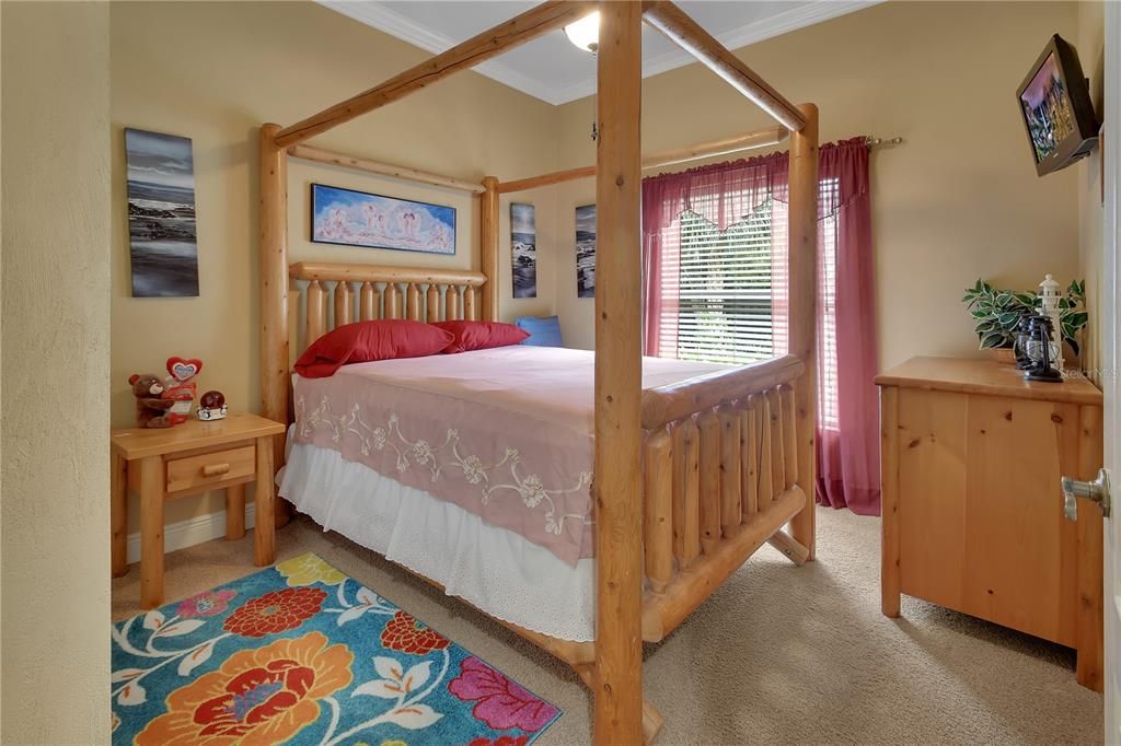 For Sale: $1,300,000 (5 beds, 3 baths, 3970 Square Feet)