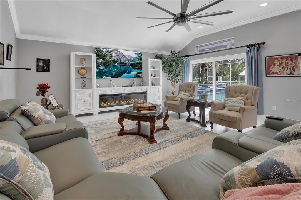 For Sale: $1,300,000 (5 beds, 3 baths, 3970 Square Feet)