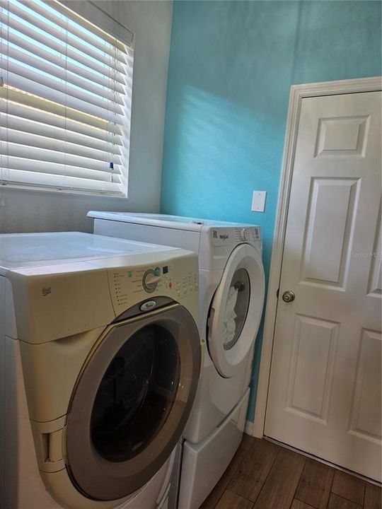 For Rent: $3,000 (2 beds, 2 baths, 1738 Square Feet)