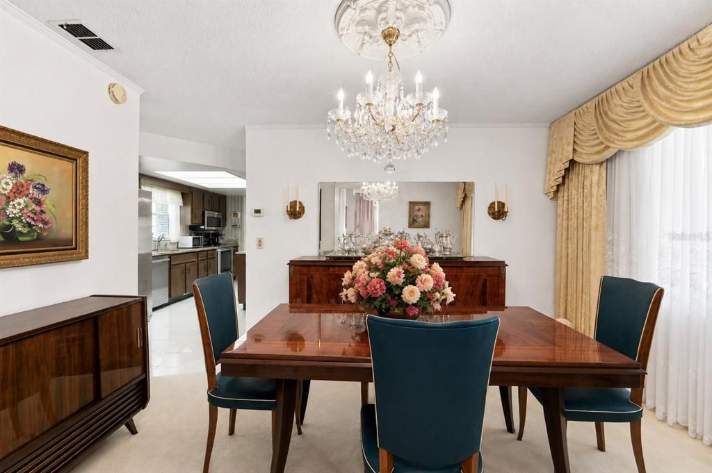 For Sale: $485,000 (3 beds, 2 baths, 2203 Square Feet)
