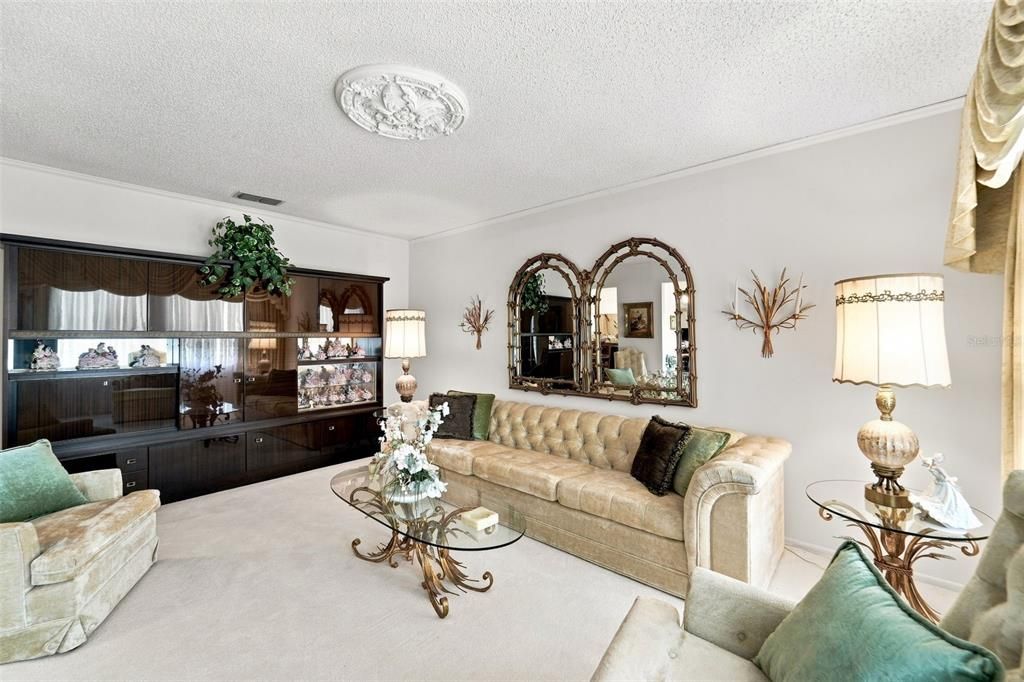 For Sale: $485,000 (3 beds, 2 baths, 2203 Square Feet)