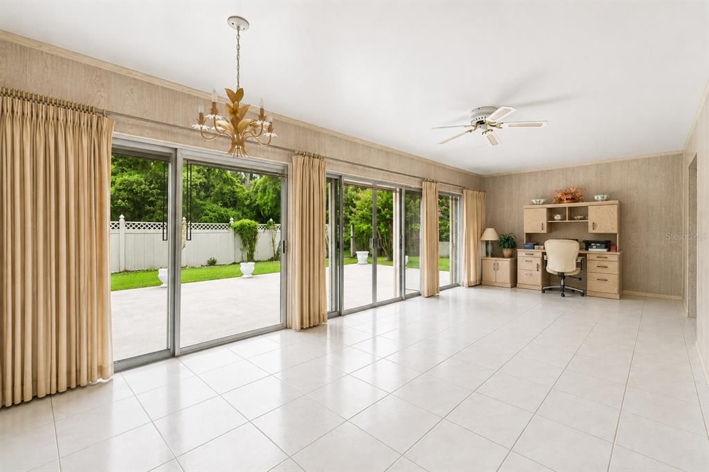 For Sale: $485,000 (3 beds, 2 baths, 2203 Square Feet)