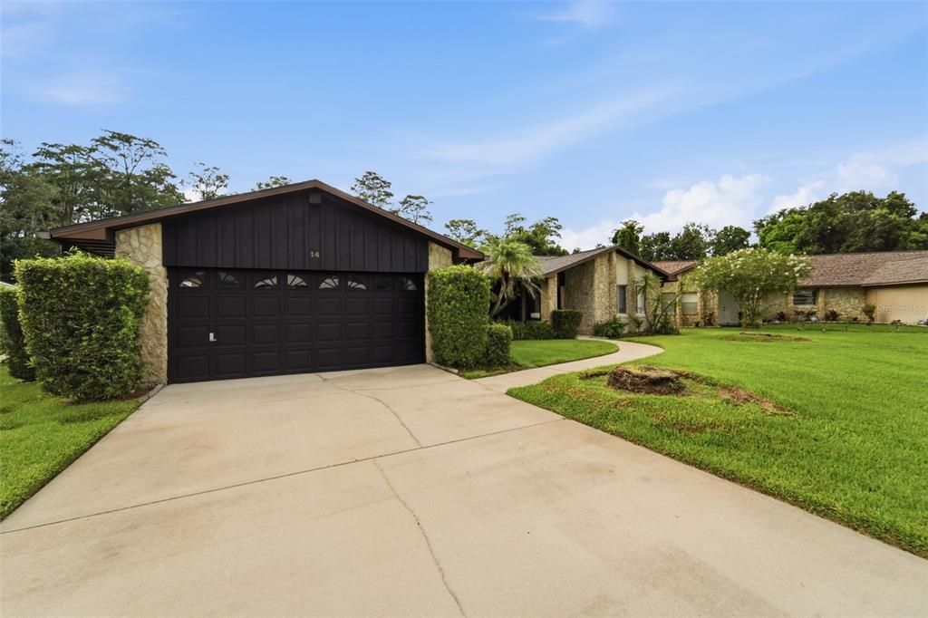 For Sale: $485,000 (3 beds, 2 baths, 2203 Square Feet)