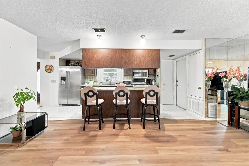 For Sale: $485,000 (3 beds, 2 baths, 2203 Square Feet)