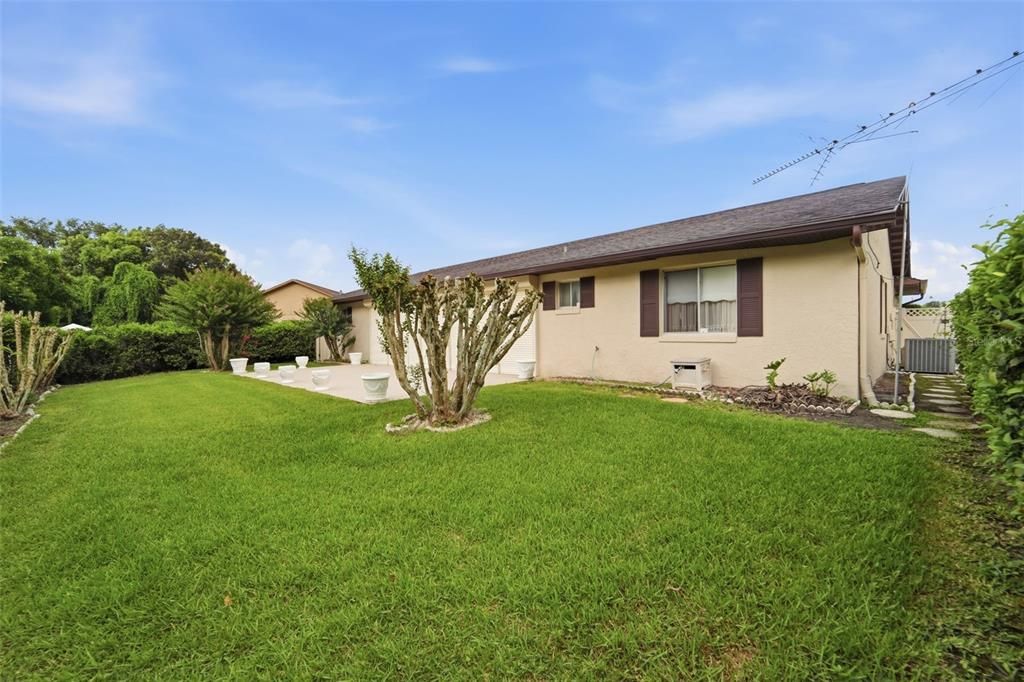 For Sale: $485,000 (3 beds, 2 baths, 2203 Square Feet)