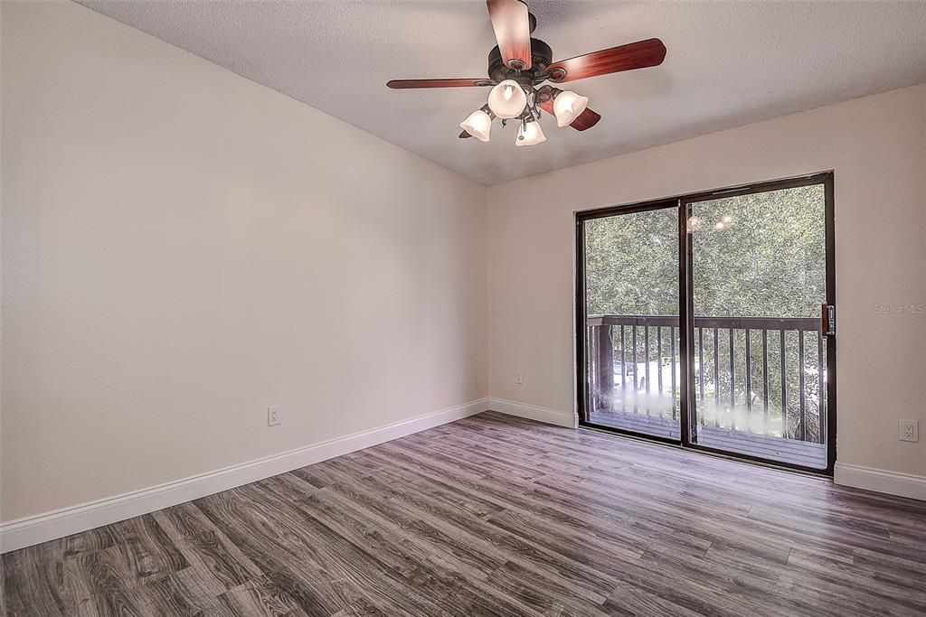 For Sale: $229,000 (3 beds, 2 baths, 1620 Square Feet)