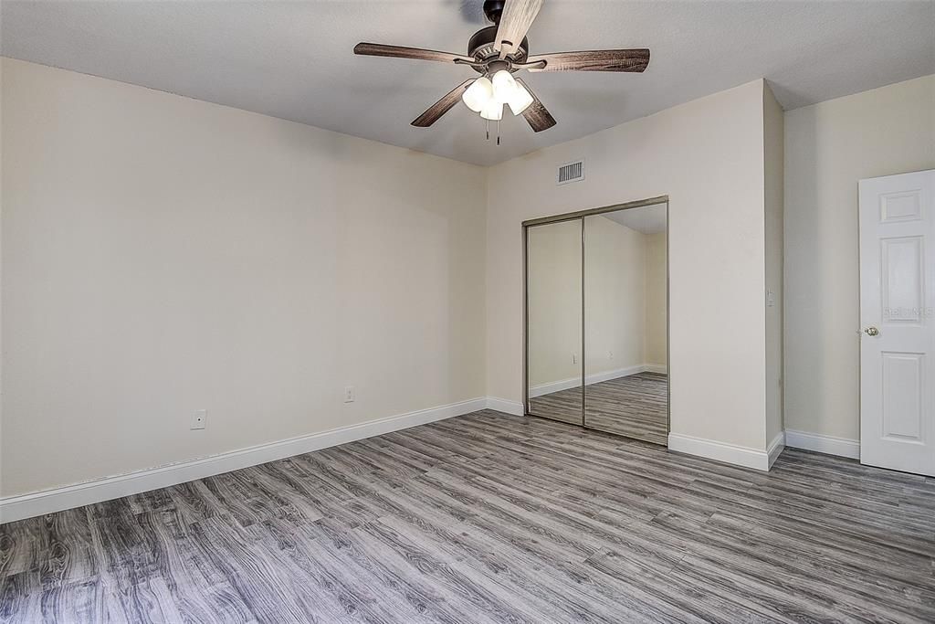 For Sale: $229,000 (3 beds, 2 baths, 1620 Square Feet)