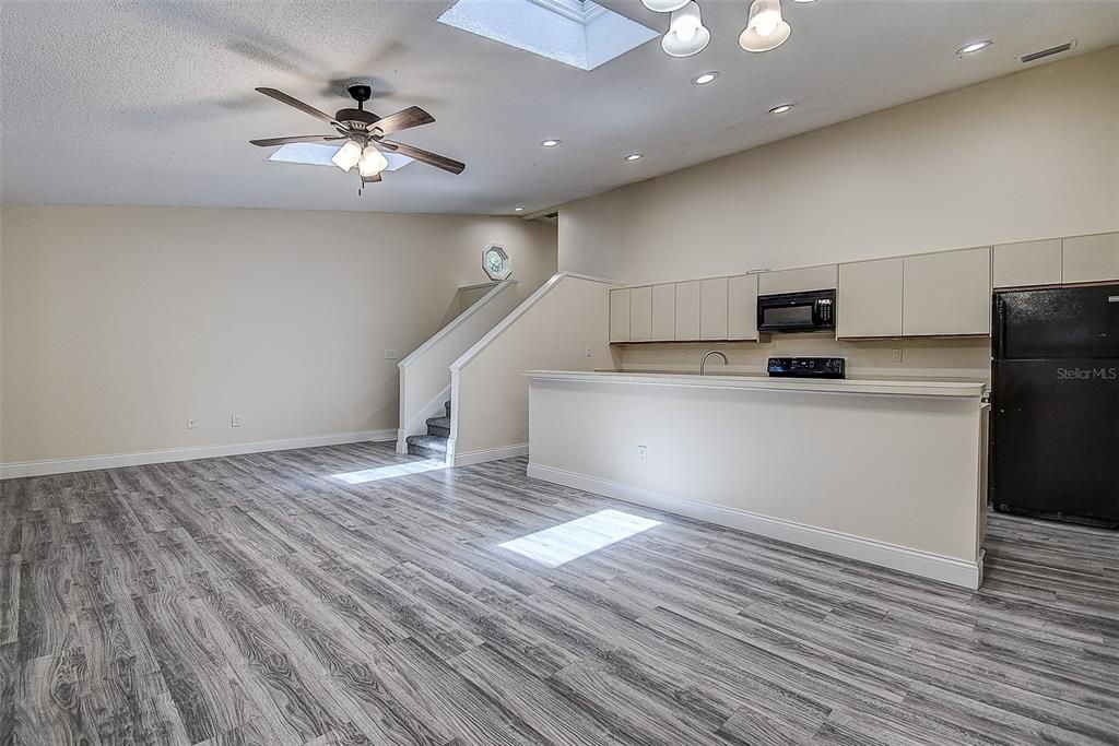 For Sale: $229,000 (3 beds, 2 baths, 1620 Square Feet)