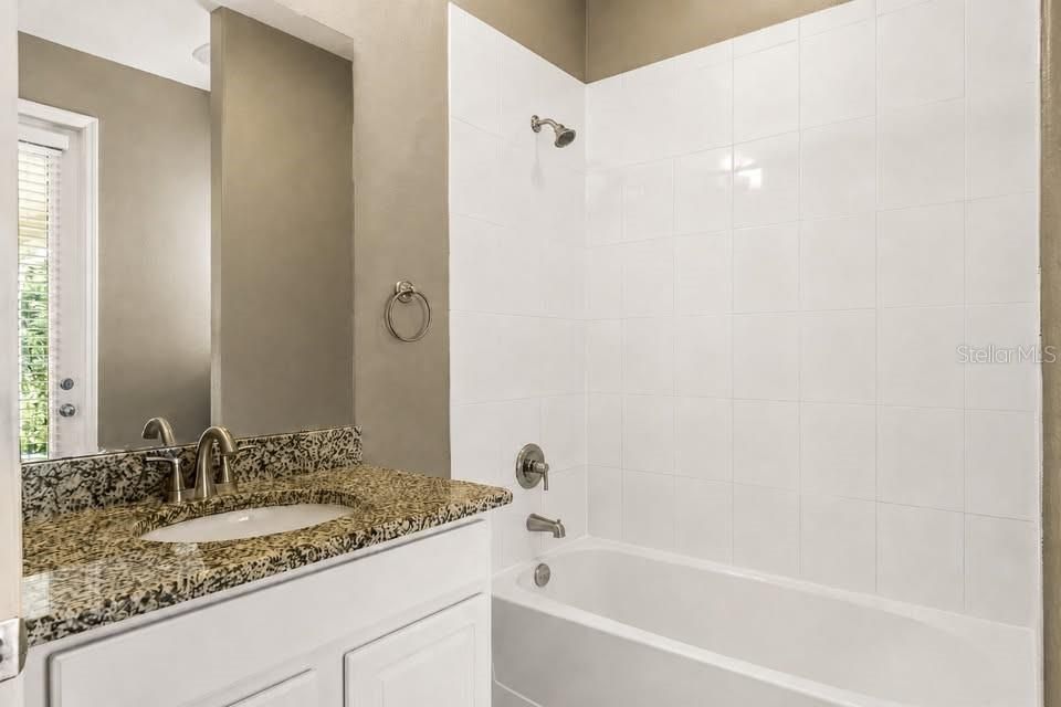 For Sale: $550,000 (4 beds, 3 baths, 2808 Square Feet)
