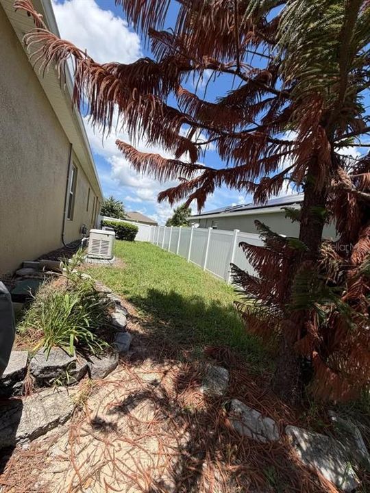For Sale: $550,000 (4 beds, 3 baths, 2808 Square Feet)