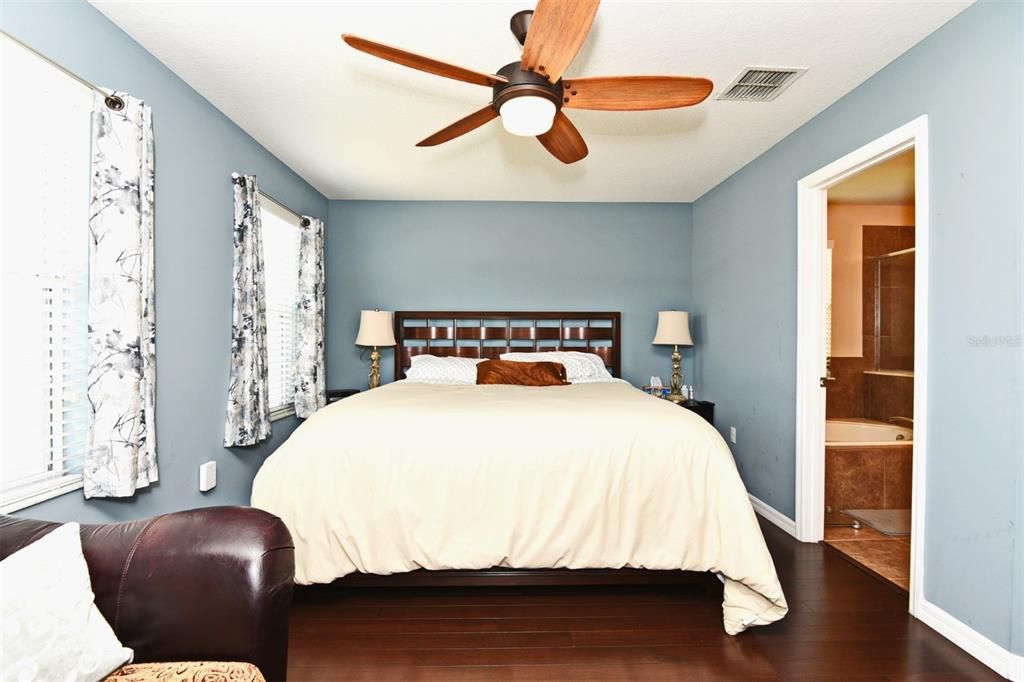 For Rent: $2,500 (3 beds, 2 baths, 1790 Square Feet)