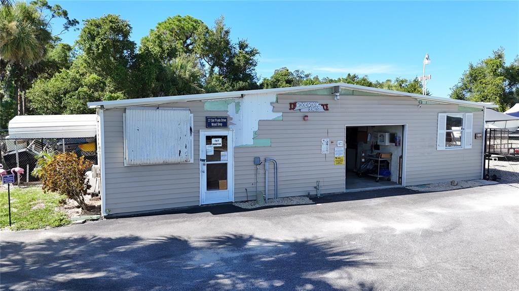 For Sale: $219,900 (2 beds, 2 baths, 1248 Square Feet)