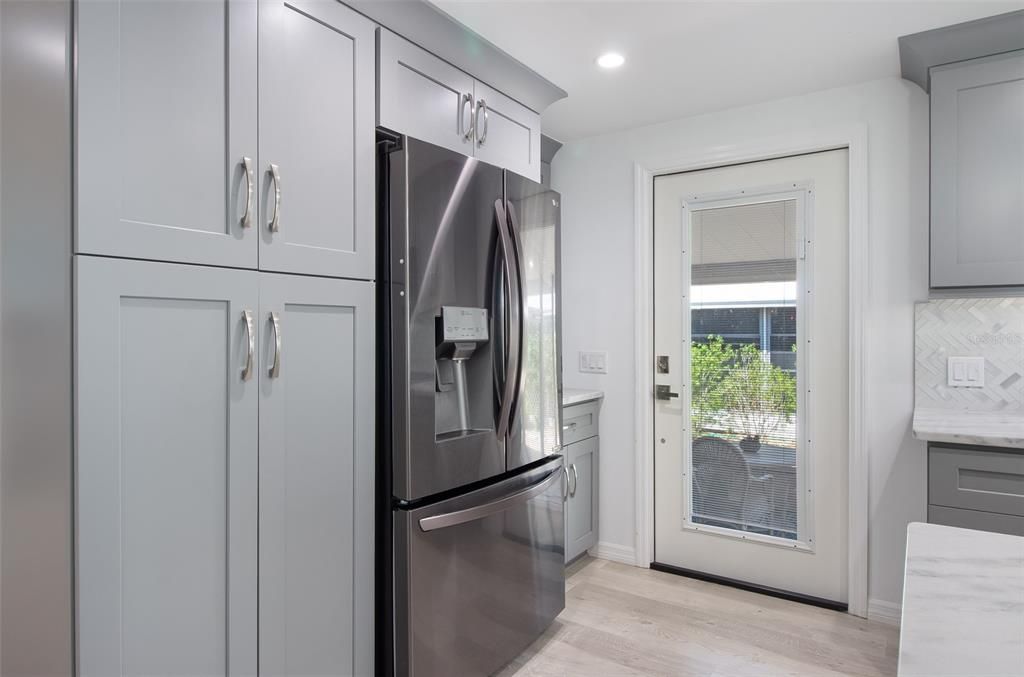 For Sale: $219,900 (2 beds, 2 baths, 1248 Square Feet)