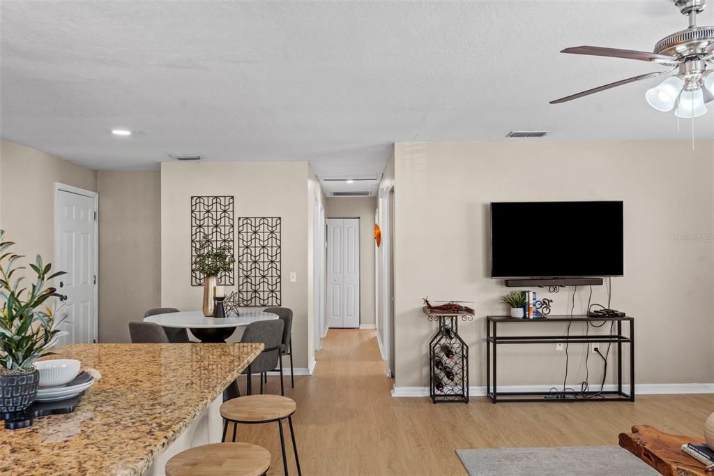 For Sale: $529,900 (3 beds, 2 baths, 1150 Square Feet)
