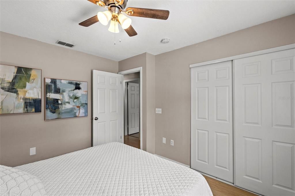 For Sale: $529,900 (3 beds, 2 baths, 1150 Square Feet)