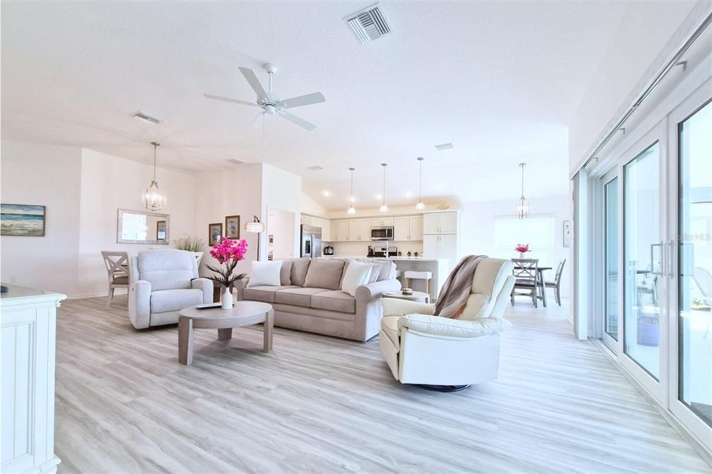 En Venta: $747,900 (3 camas, 2 baños, 1926 Pies cuadrados)