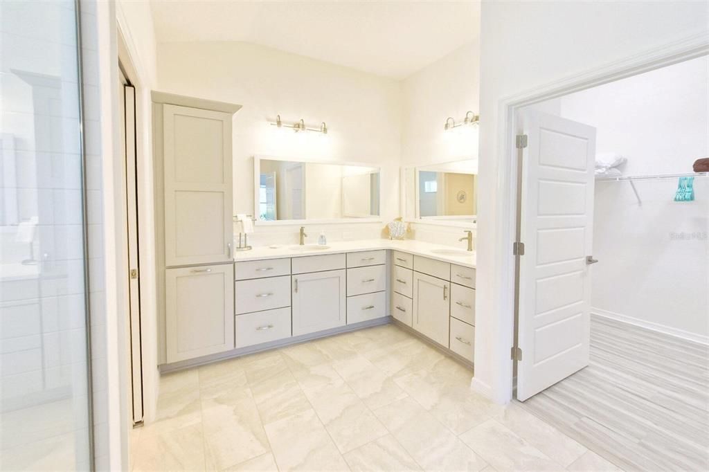 En Venta: $747,900 (3 camas, 2 baños, 1926 Pies cuadrados)