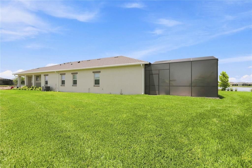 En Venta: $569,900 (3 camas, 3 baños, 2365 Pies cuadrados)