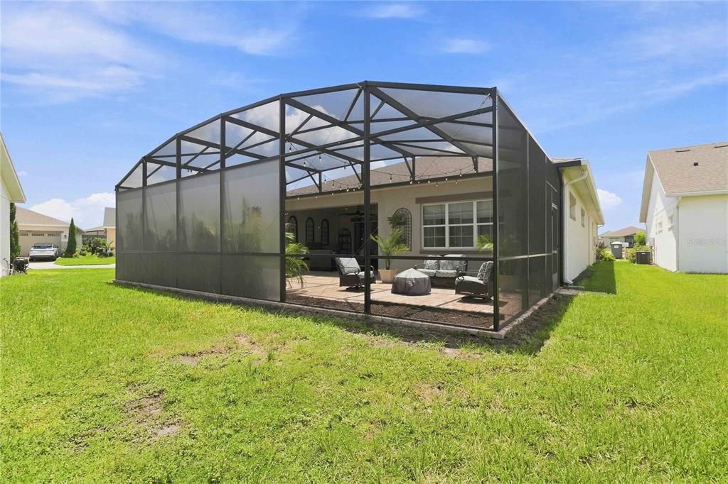 En Venta: $569,900 (3 camas, 3 baños, 2365 Pies cuadrados)