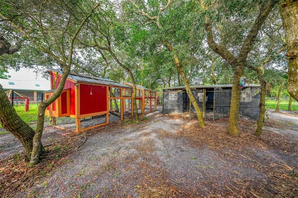 For Sale: $550,000 (3 beds, 2 baths, 2239 Square Feet)