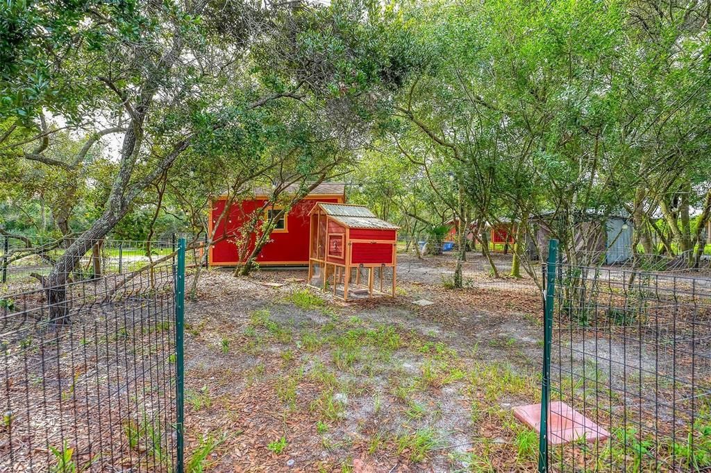 For Sale: $550,000 (3 beds, 2 baths, 2239 Square Feet)