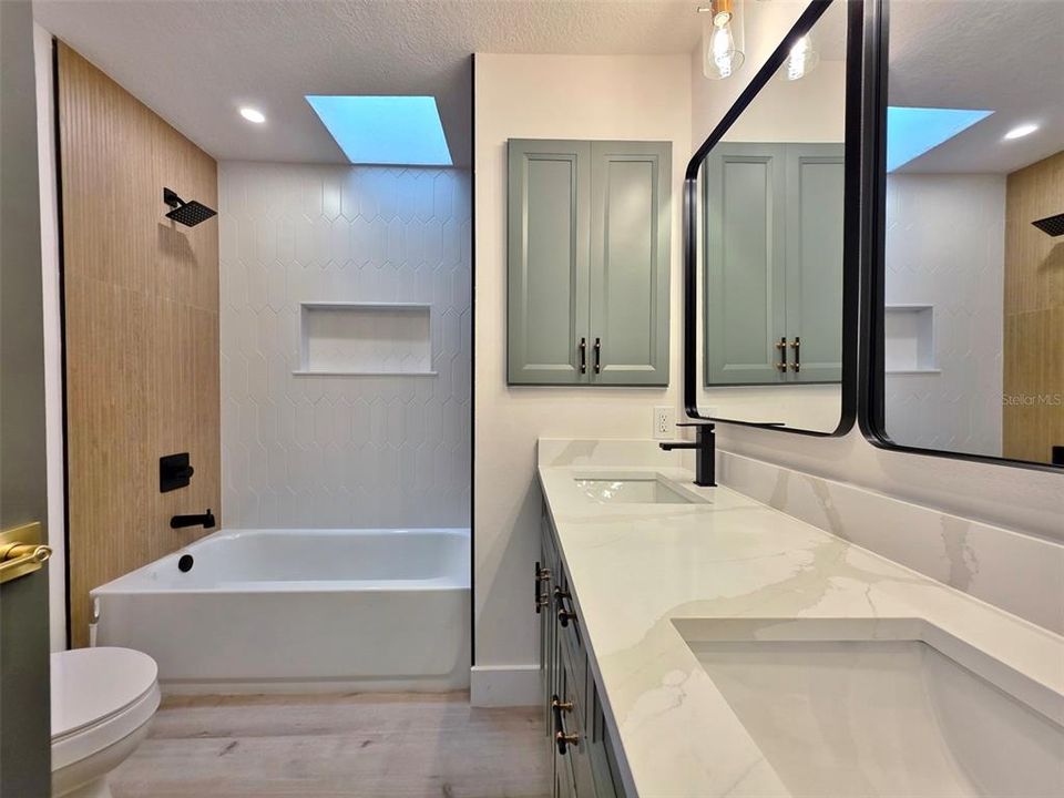 For Sale: $1,450,000 (5 beds, 3 baths, 2879 Square Feet)