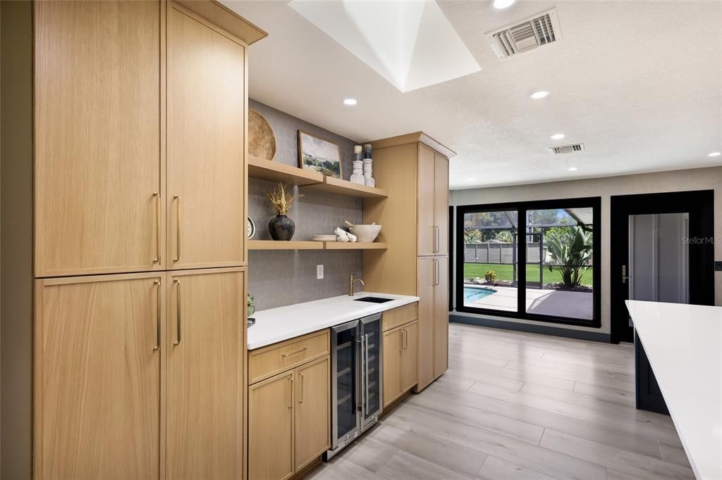 For Sale: $1,450,000 (5 beds, 3 baths, 2879 Square Feet)