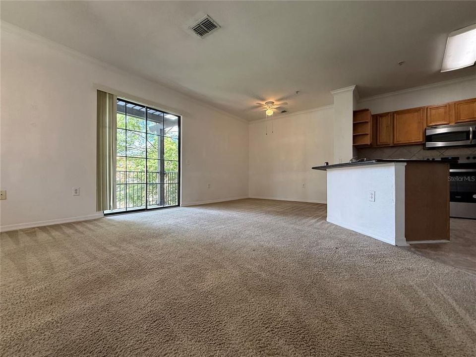 For Sale: $323,500 (4 beds, 3 baths, 1868 Square Feet)
