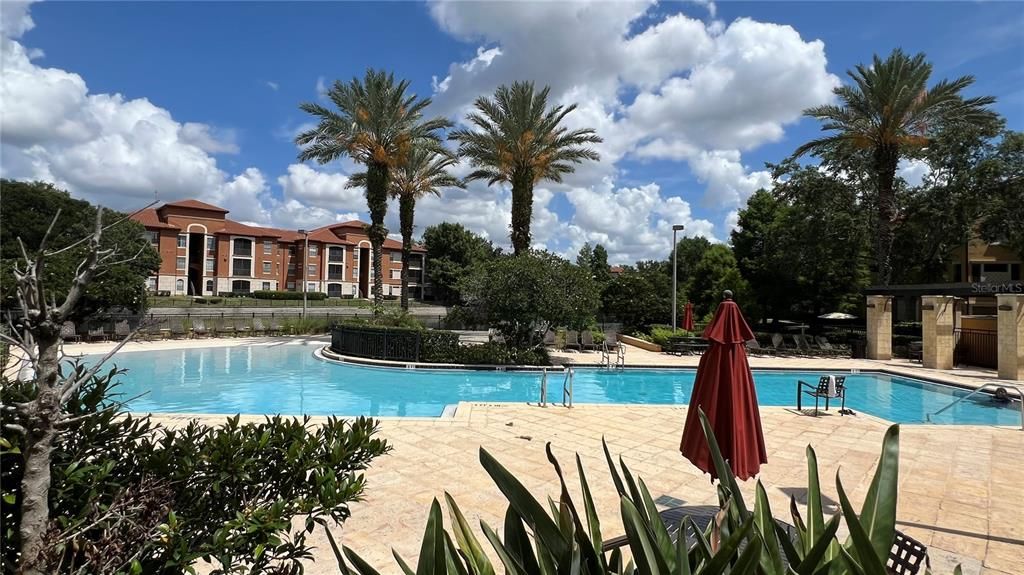 For Sale: $323,500 (4 beds, 3 baths, 1868 Square Feet)